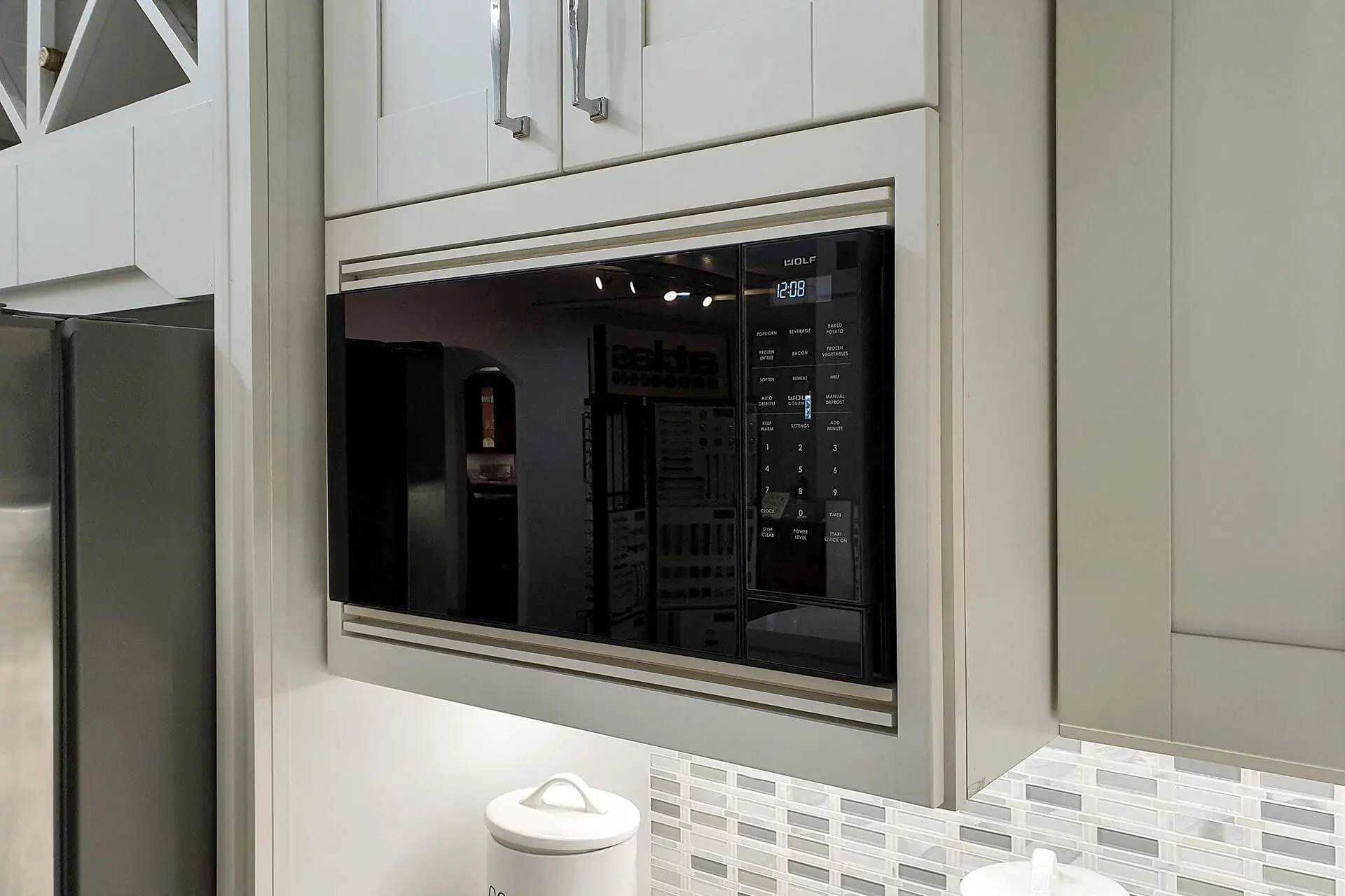 From open-shelf cabinets to built-in cabinets with wood trims, you have more ideas for placing your microwave.