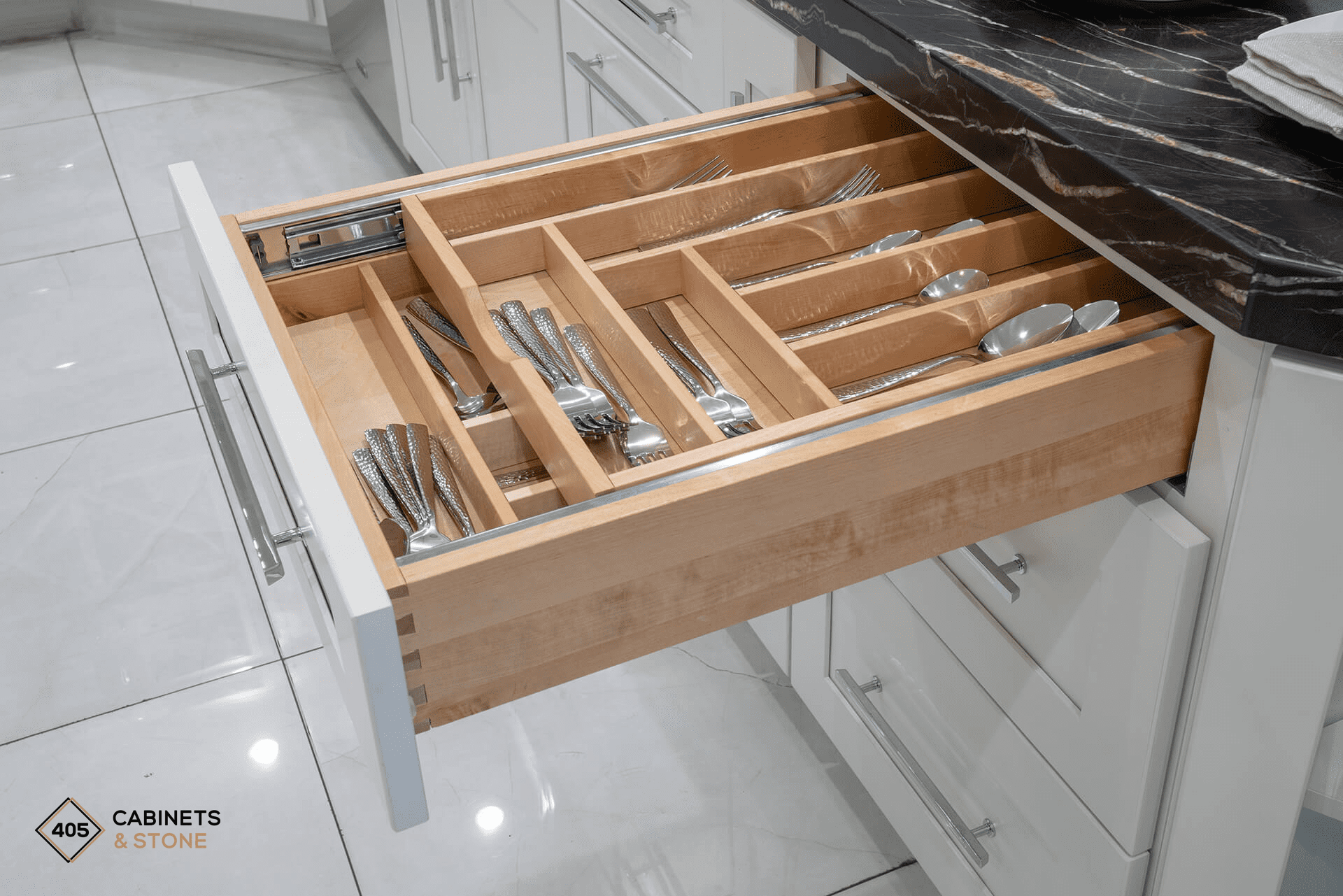 Modern Kitchen Cabinet Organization Ideas with a Zen Approach