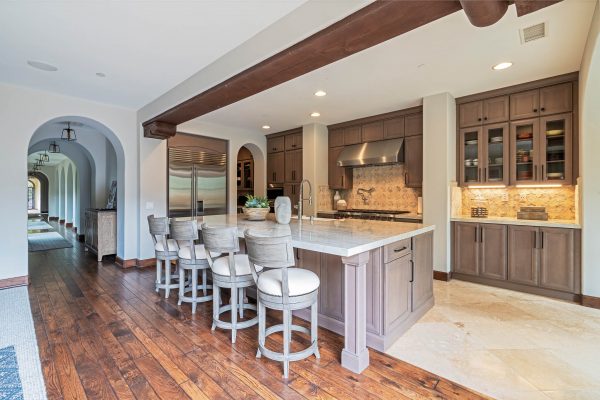 Savannah Sand Kitchens - 405 Cabinets & Stone