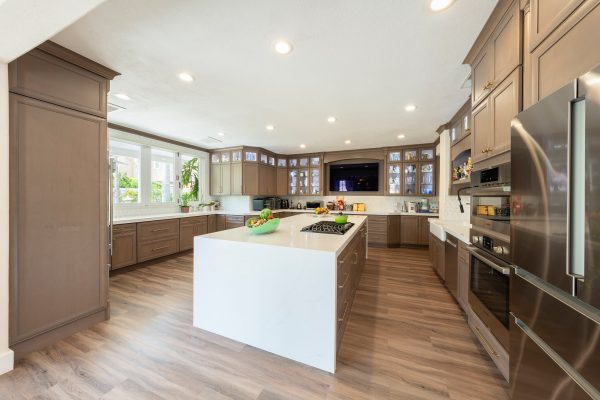 Savannah Sand Kitchens - 405 Cabinets & Stone