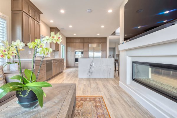 Savannah Sand Kitchens - 405 Cabinets & Stone