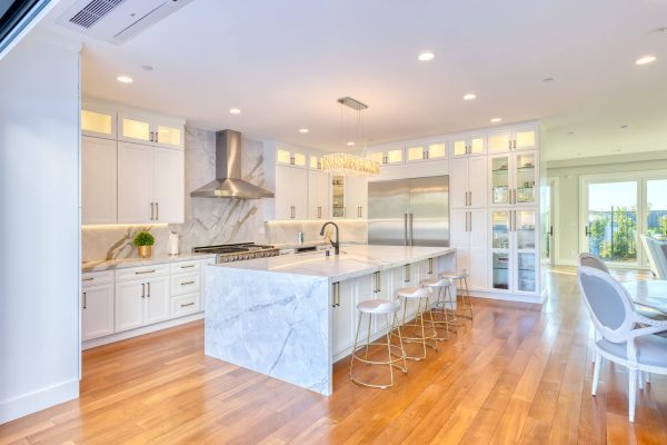 Savannah Sand Kitchens - 405 Cabinets & Stone